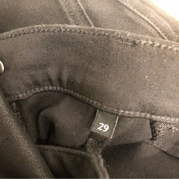7 For All Mankind Coated Black Skinny Cargo Jeans - Size 29 - Picture 12 of 12